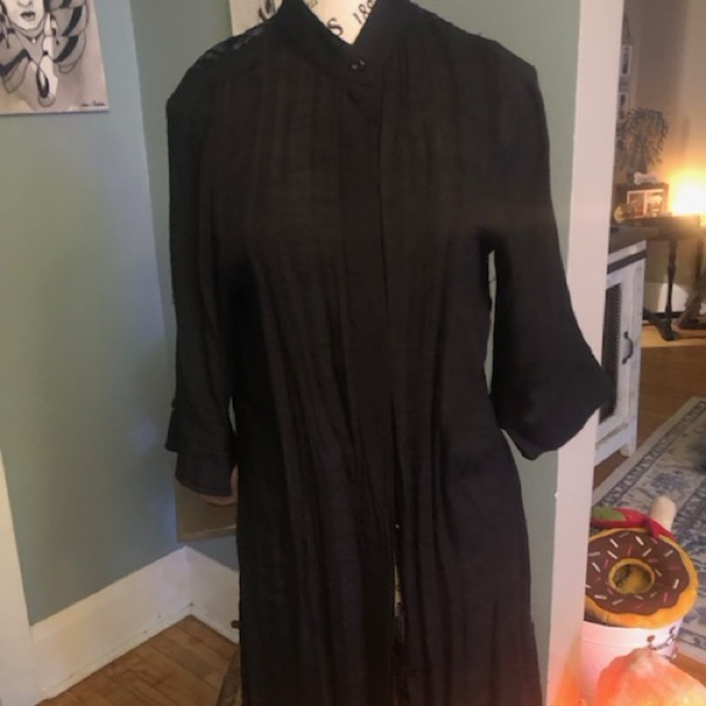 Elegant Black Button Button Down Duster